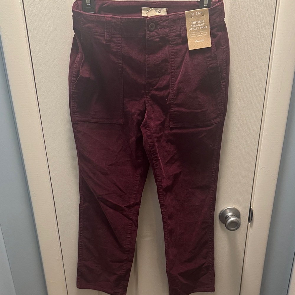 NWT. Madewell Women's Burgundy Cargo Pants